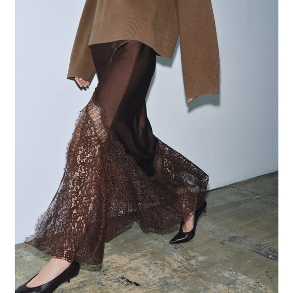 🔥LAST ONE LEFT! 🔥 ZARA NWT STUNNING Satin Effect Lace Skirt ZW Collection VIRAL - Picture 9 of 15